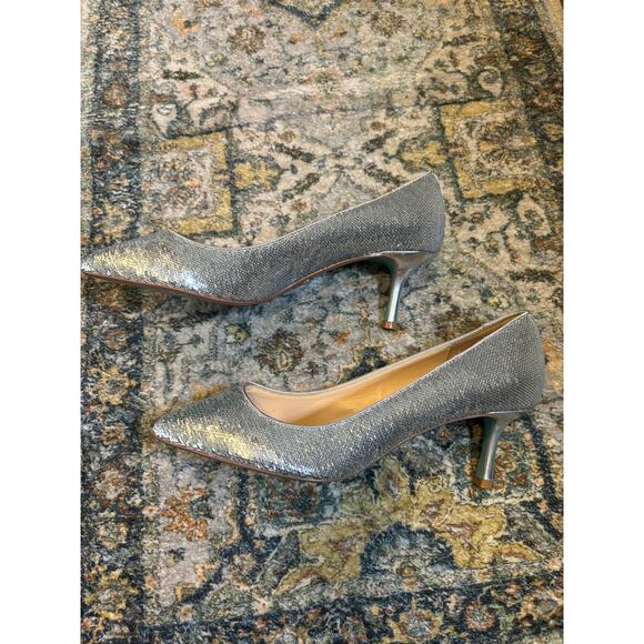 Betsey Johnson Pointed Toe Silver Sequin Sparkle Kitten‎ Heels | Sz 9 - Picture 7 of 8